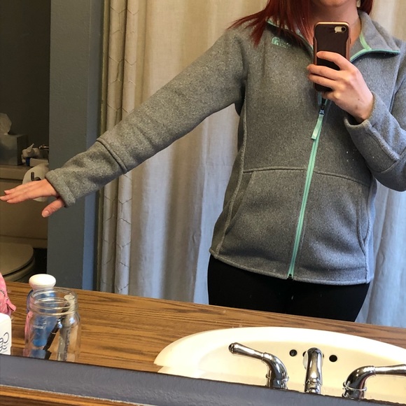 North Face zip up - Picture 4 of 6